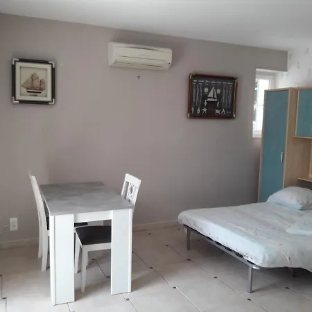 Logis De Lange 2 P *