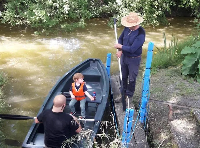 Logis De Lange 2 P * Saint-Hilaire-la-Palud